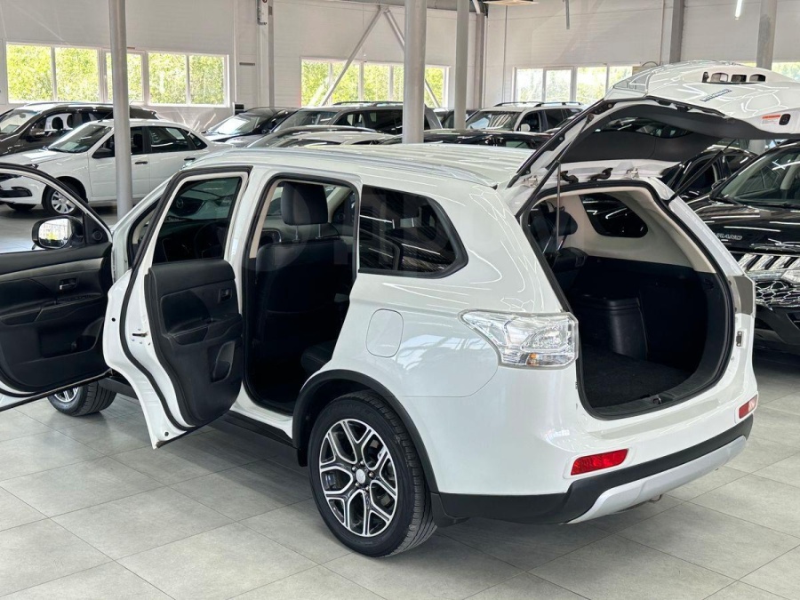 Mitsubishi Outlander, 2014 | Смарт Авто Барнаул