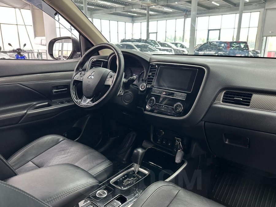 Mitsubishi Outlander, 2018 | Смарт Авто Барнаул