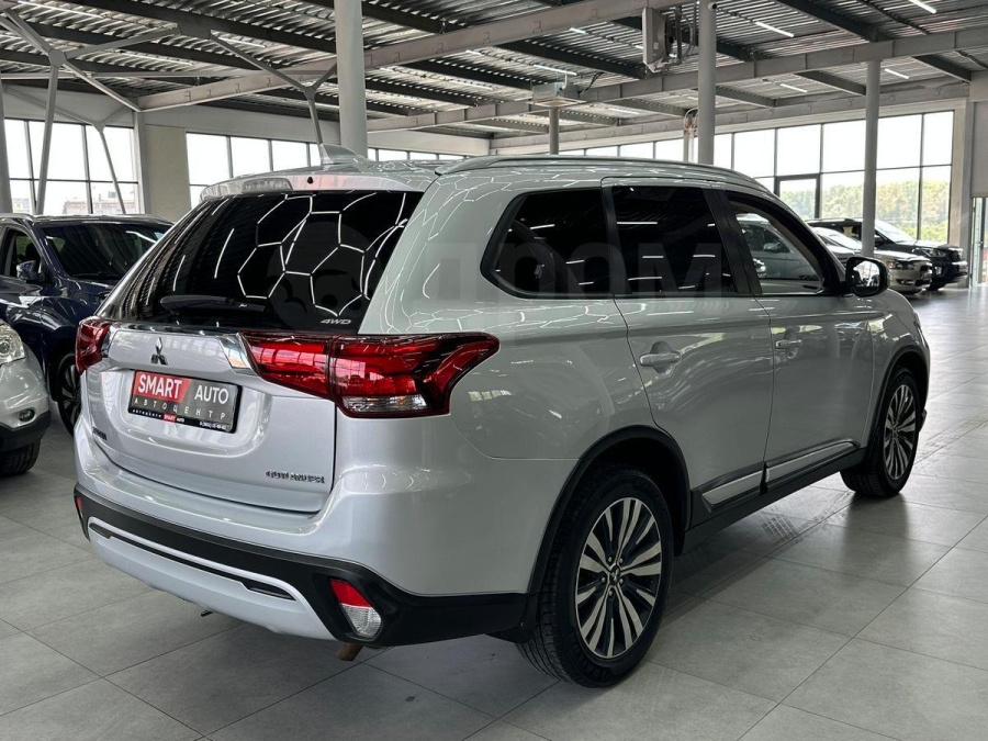 Mitsubishi Outlander, 2020, 2.0 | Смарт Авто Барнаул