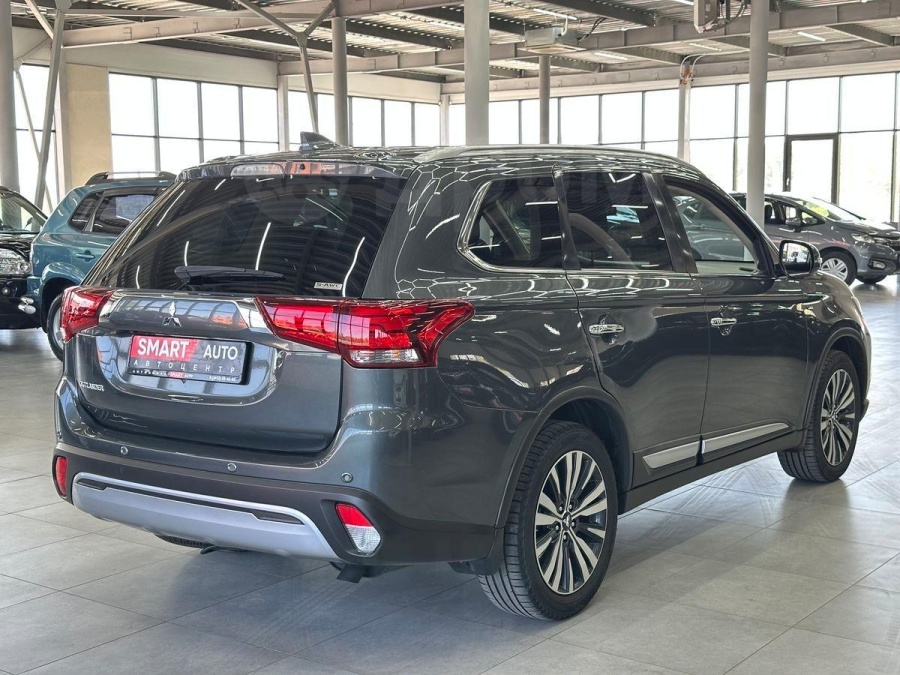 Mitsubishi Outlander, 2020 | Смарт Авто Барнаул