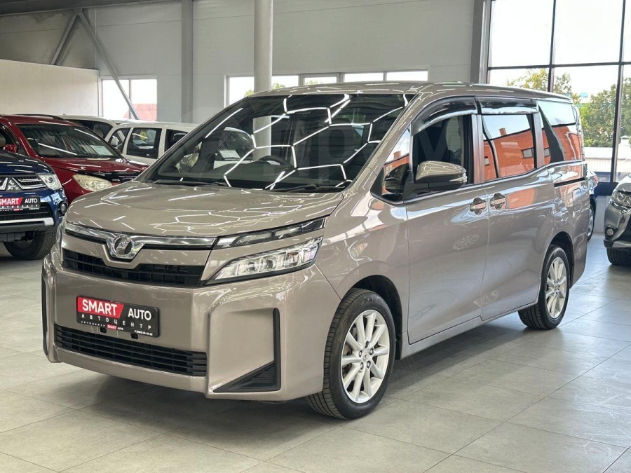 Toyota Voxy, 2018 | Смарт Авто Барнаул