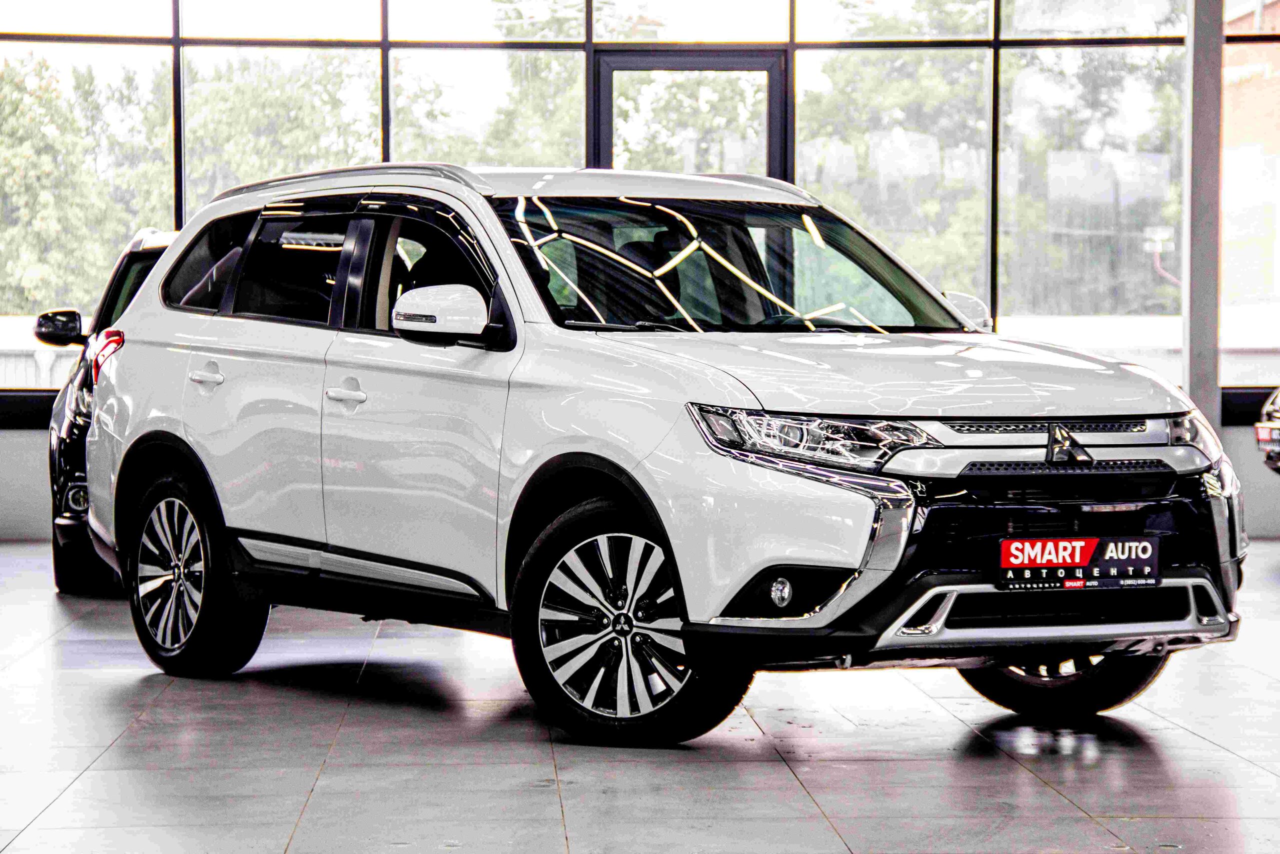 Mitsubishi Outlander Mitsubishi Outlander