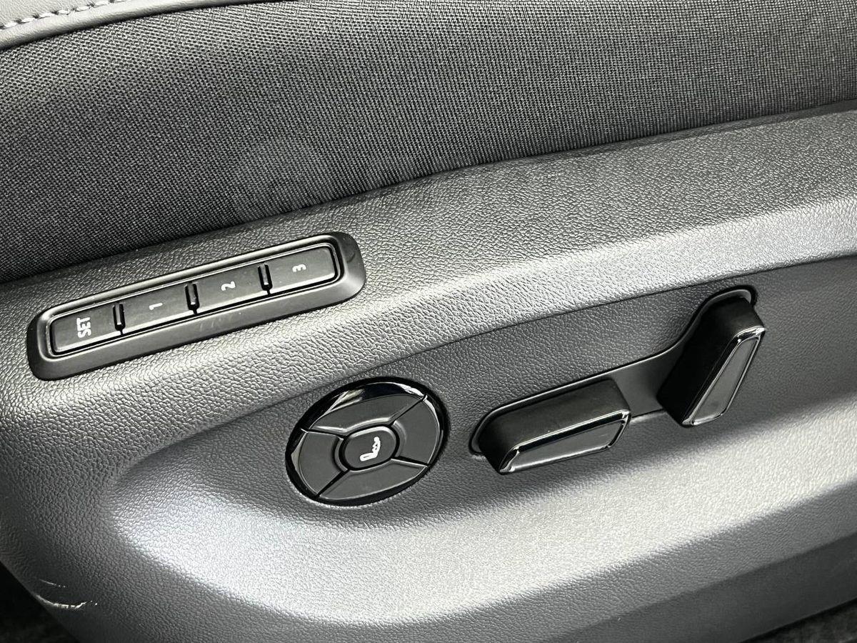 Volkswagen Tiguan L — изображение 18