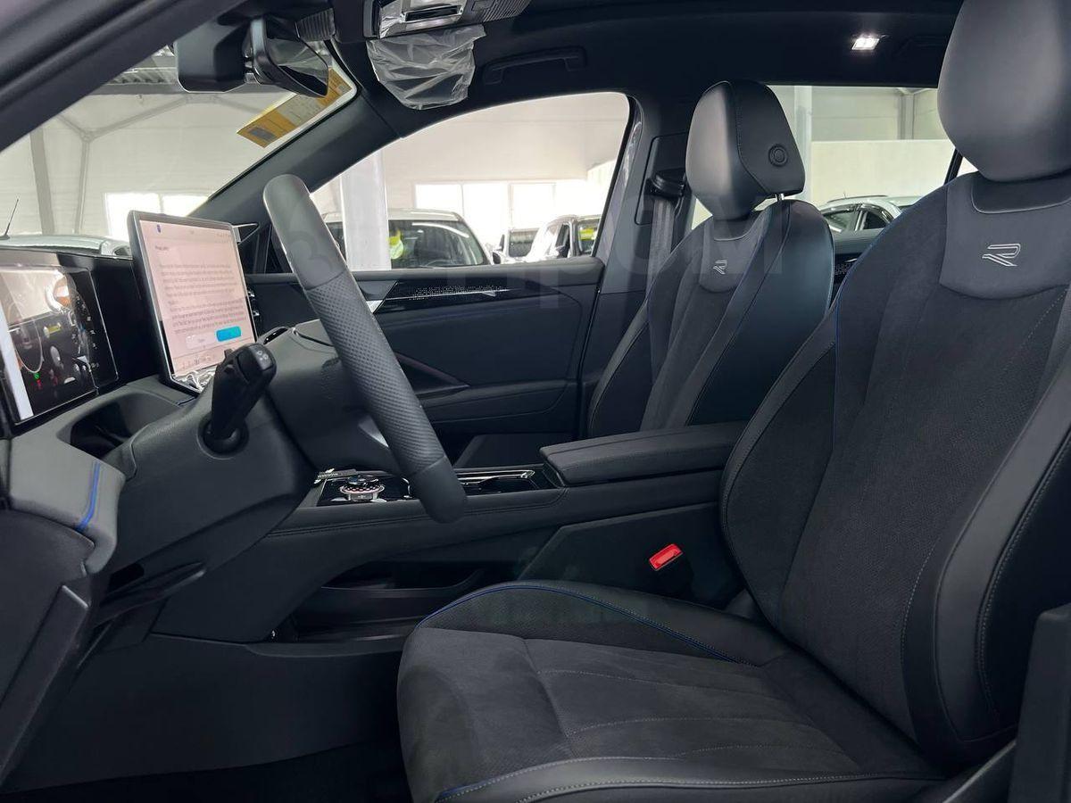 Volkswagen Tiguan L — изображение 21