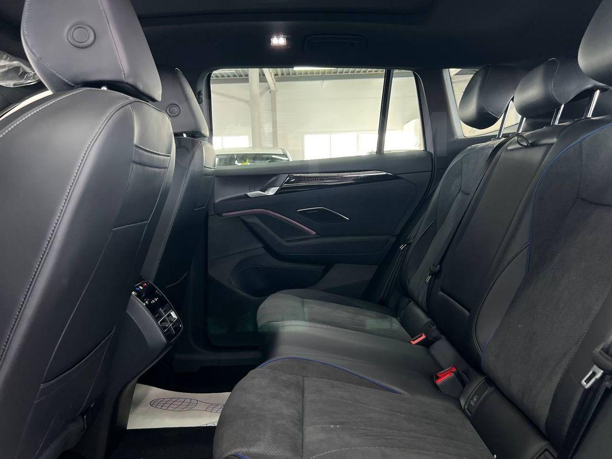 Volkswagen Tiguan L — изображение 22