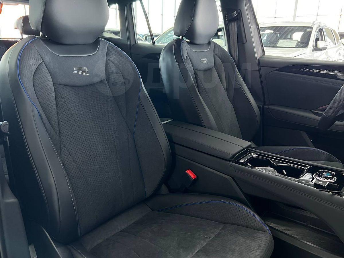 Volkswagen Tiguan L — изображение 29