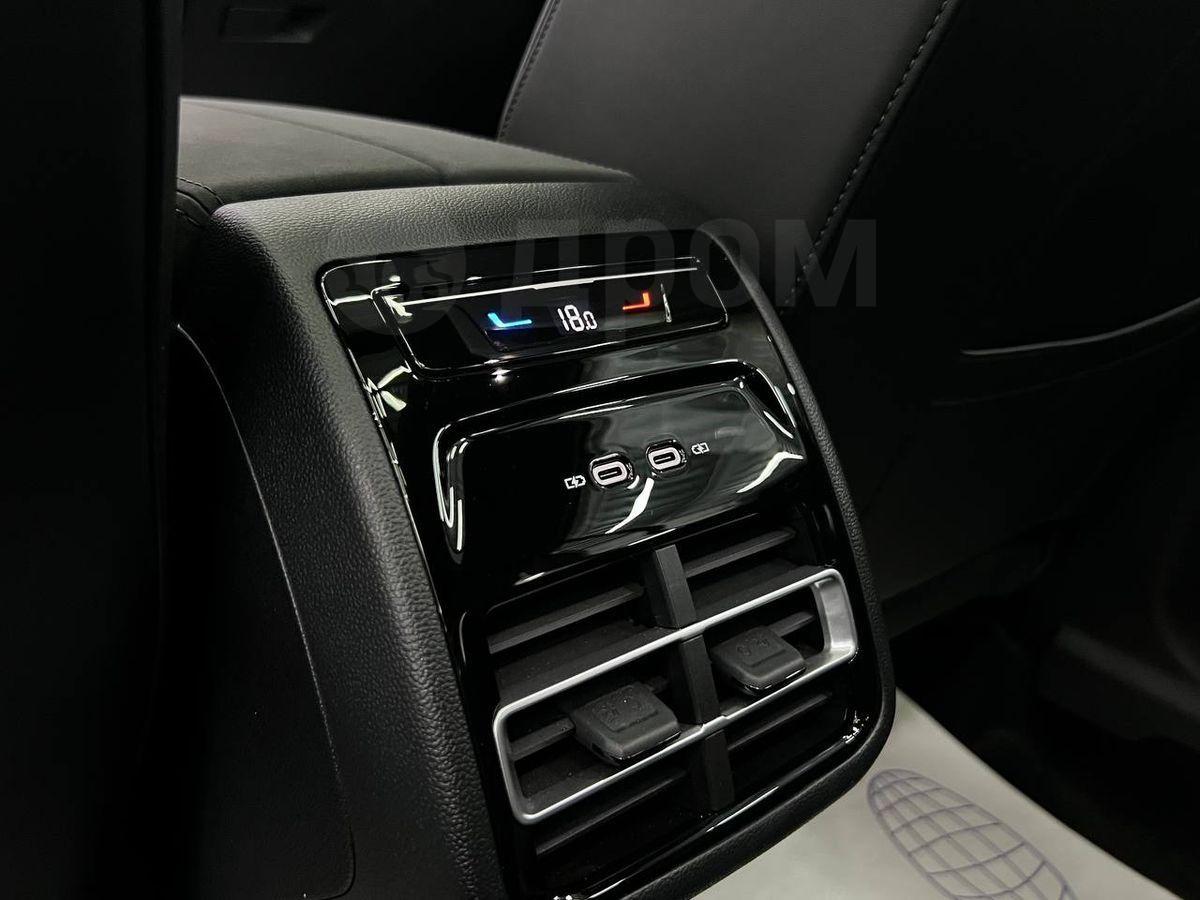 Volkswagen Tiguan L — изображение 39