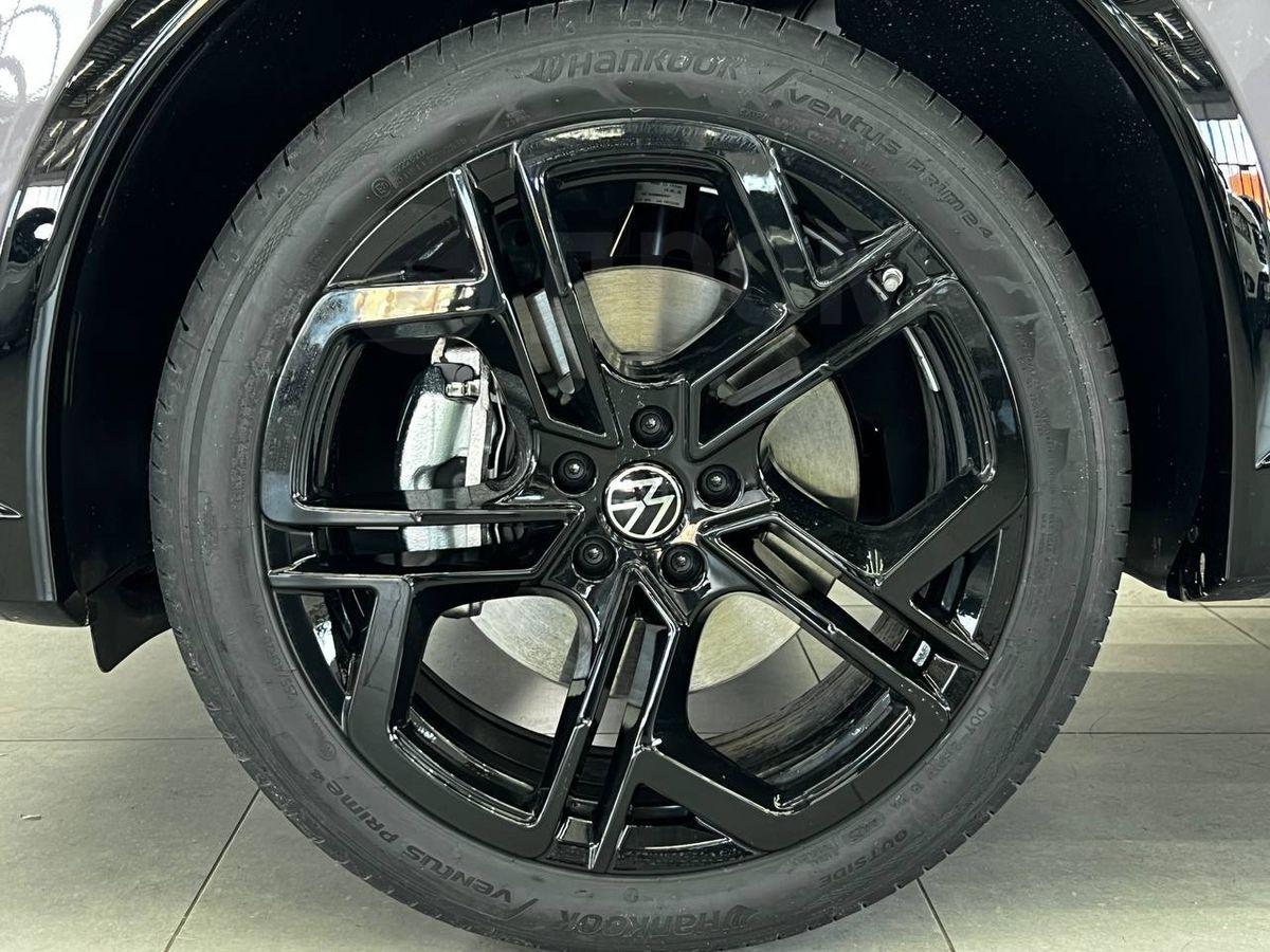 Volkswagen Tiguan L — изображение 7