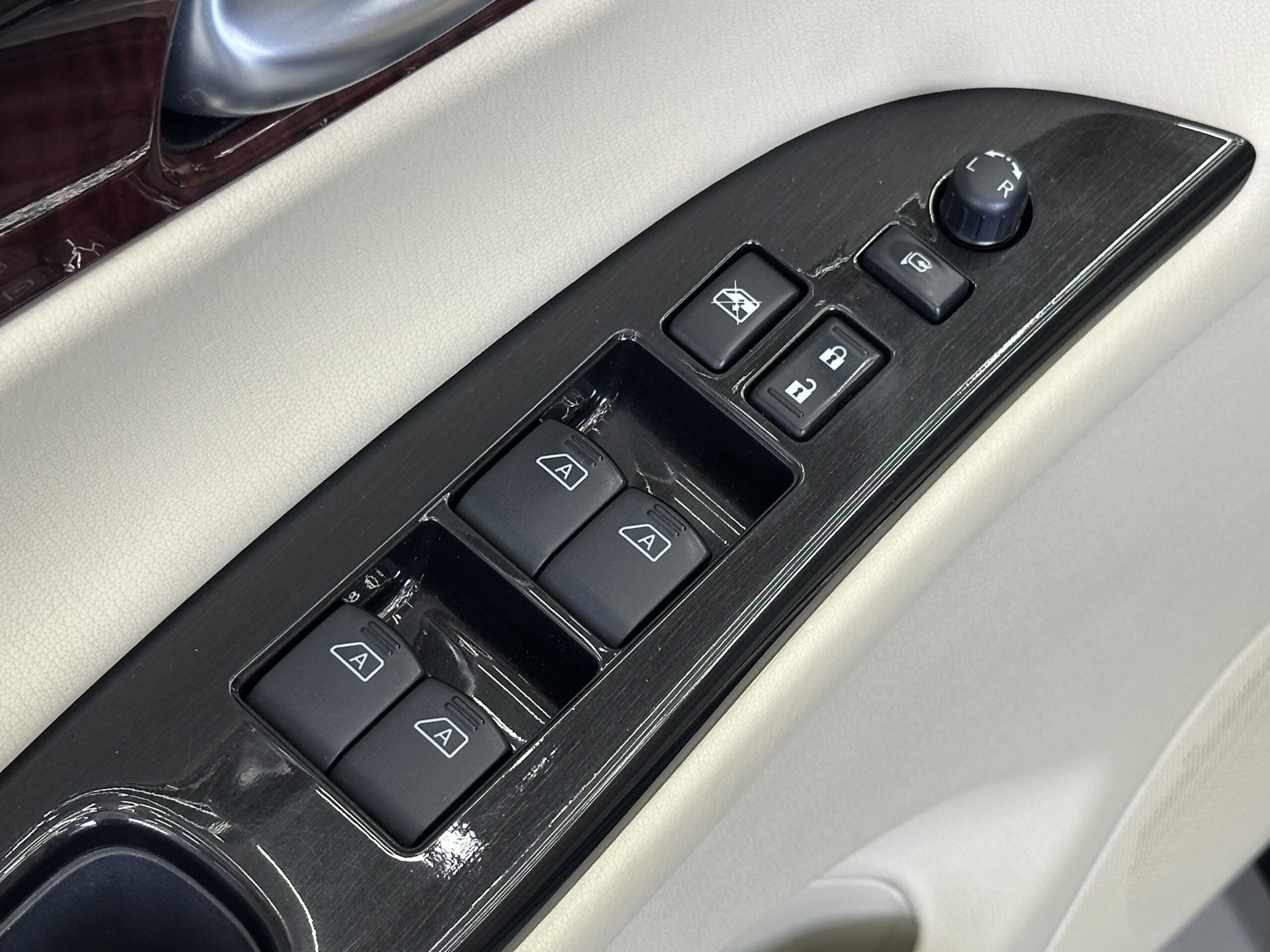 Infiniti QX50 — изображение 23