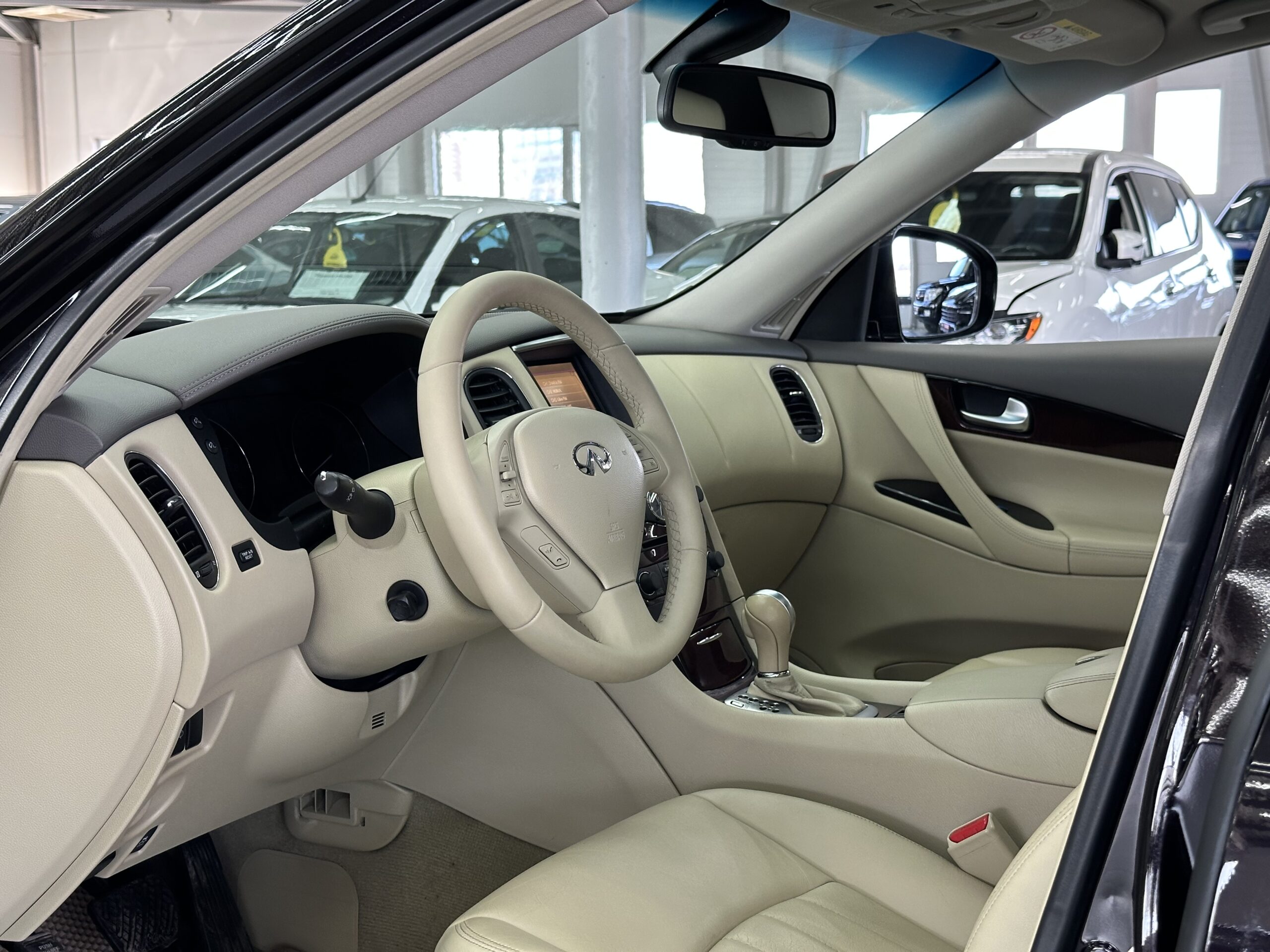 Infiniti QX50 — изображение 24