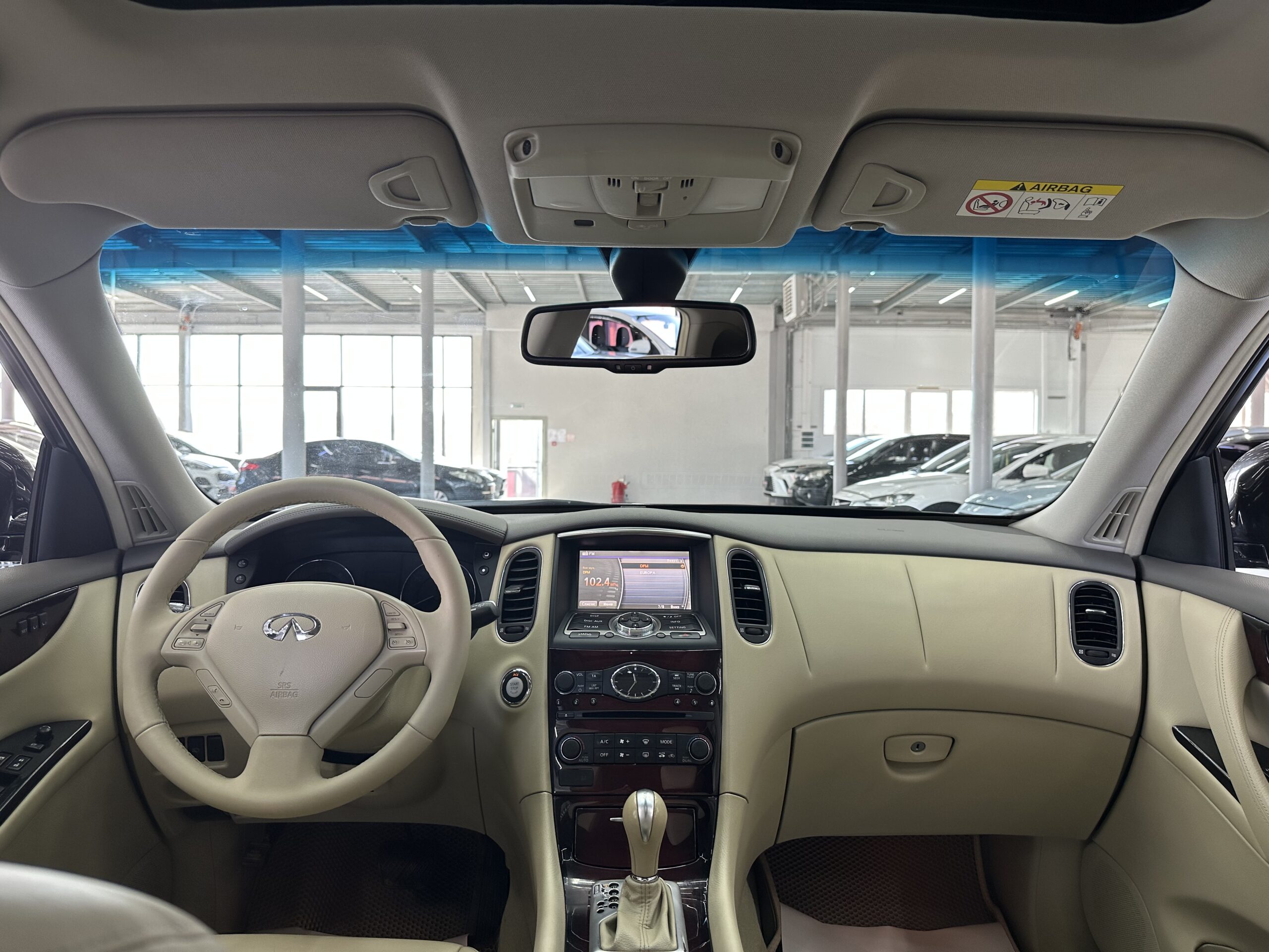 Infiniti QX50 — изображение 29