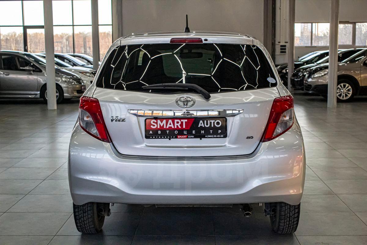 Toyota Vitz — изображение 8